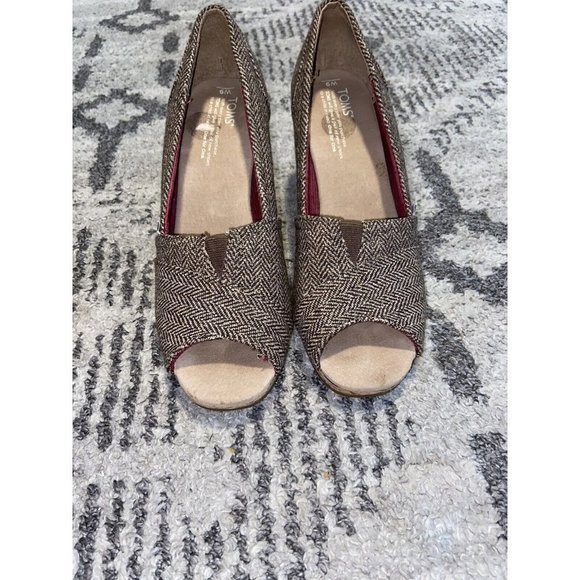 Toms Shoes - Toms Women Wedges Size 9